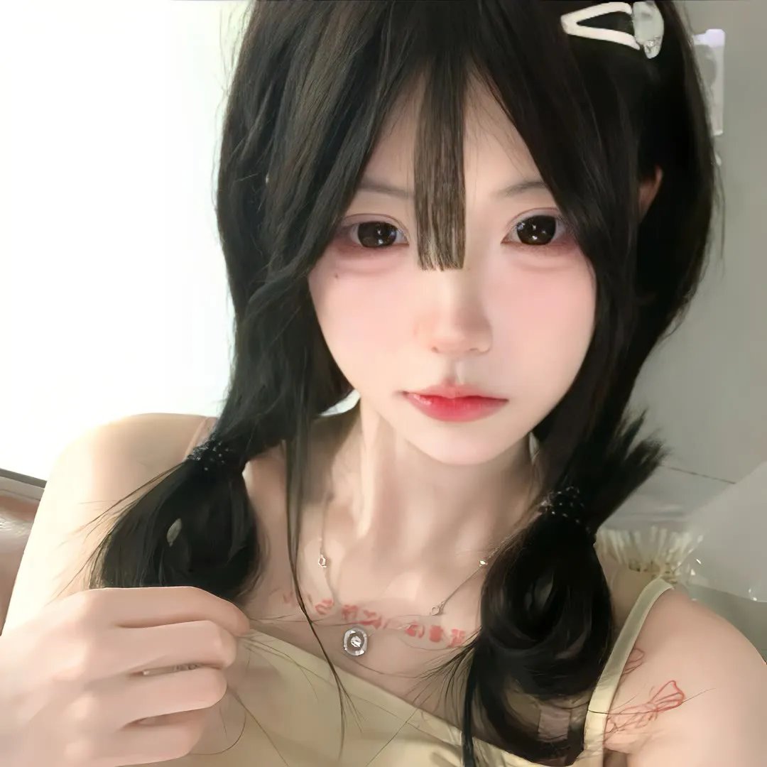 怪兽与女孩